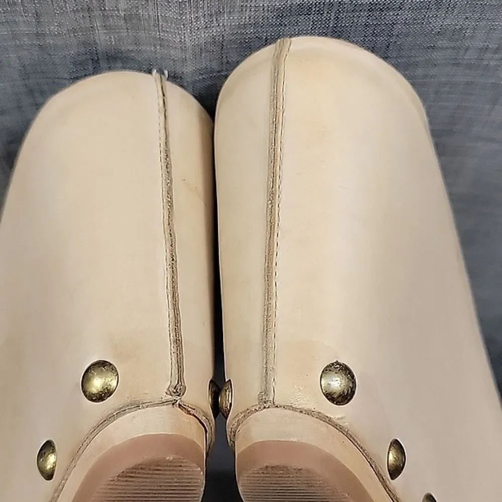 Vic Matie Italy Cream leather studded wedge sandals Slip-On - Women's SZ 37